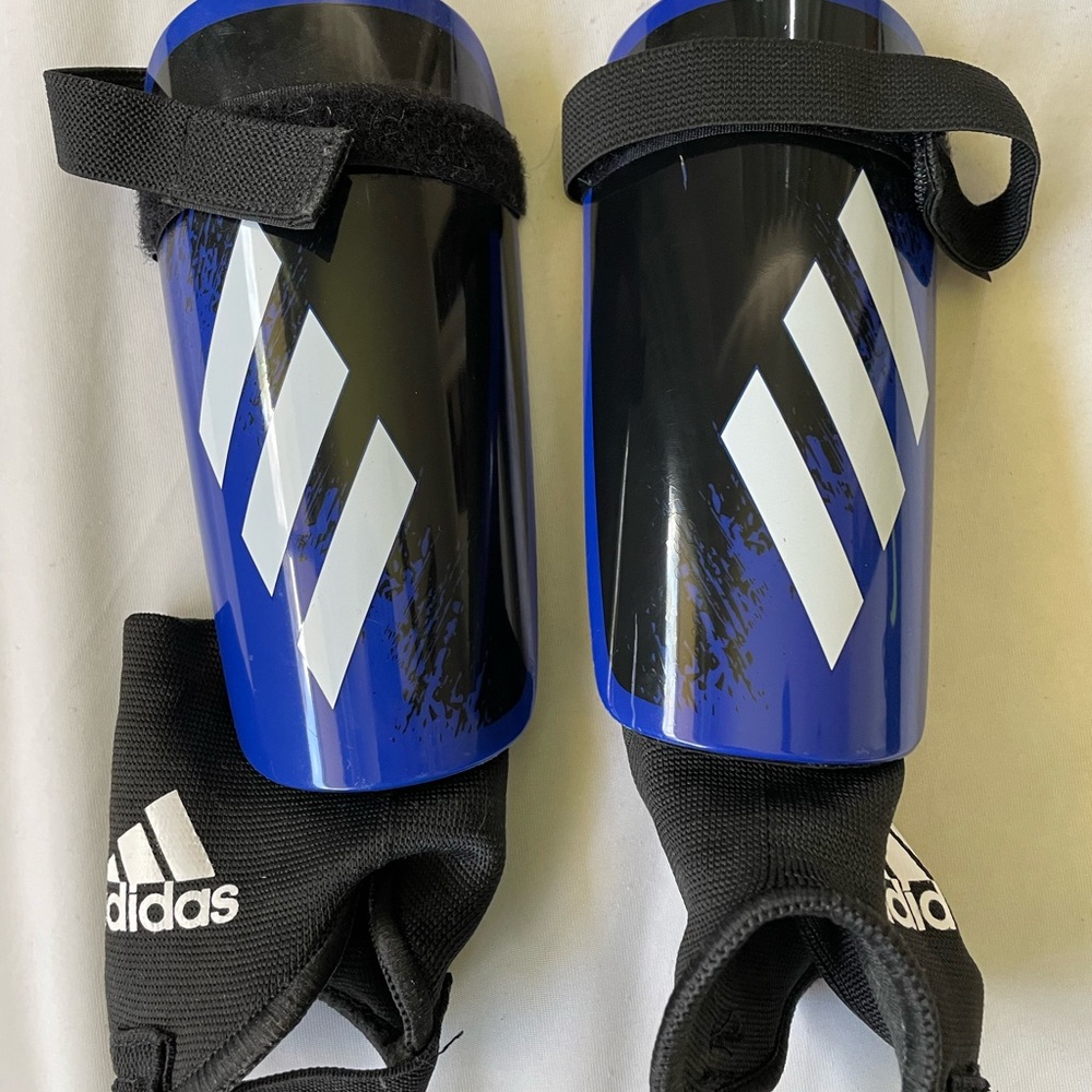 Skin guards youth ages 5/6